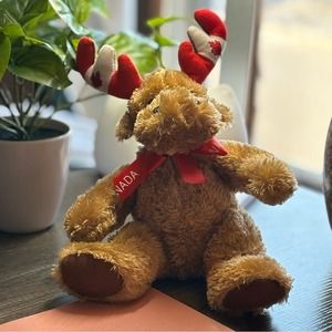 Viva Souvenirs Soft Brown Canadian Stuffed Moose
